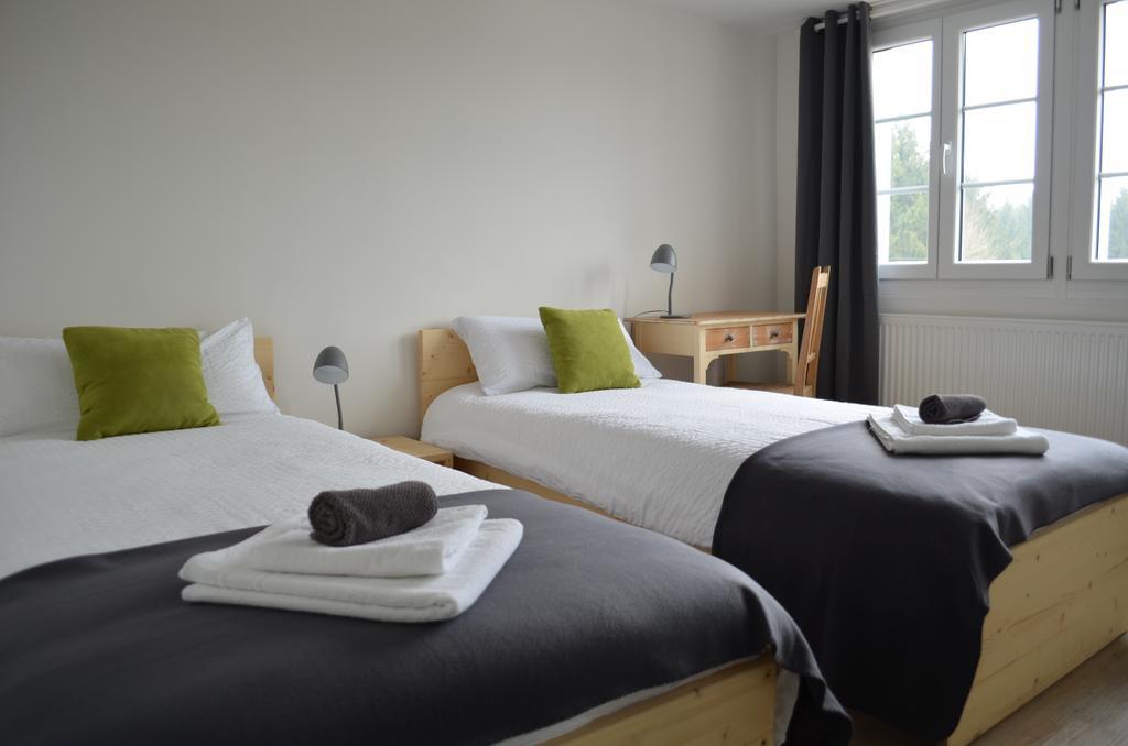 Hotel "Cafe Verkehrt" - Wellcome Motorbiker, Berufsleute Und Reisende Im Schwarzwald Oberhof  객실 사진